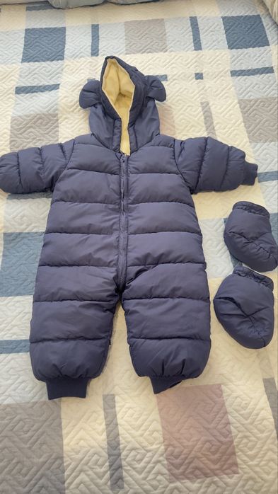 Продам детский зимний комбинезон