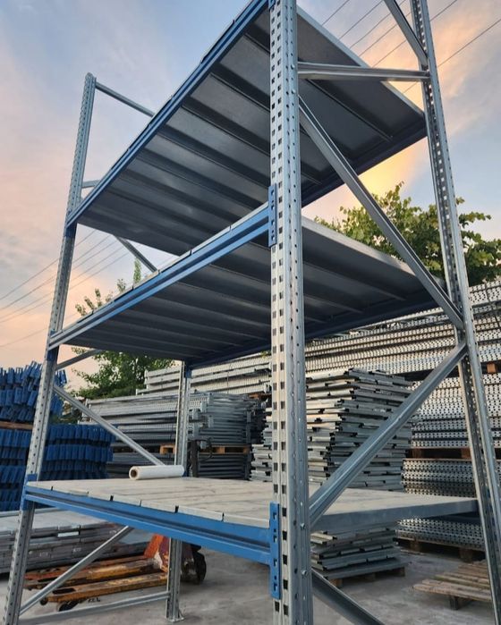 Rafturi metalice industriale 100 ron