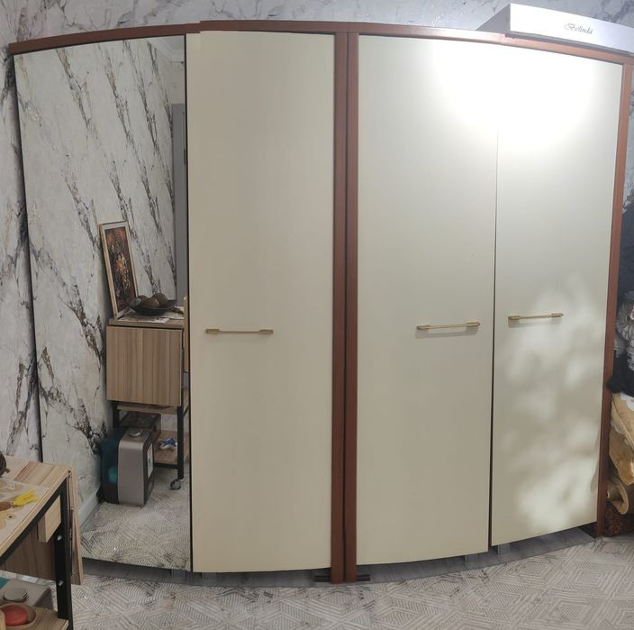 Шкаф гарнитура в новом состояний