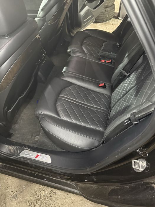 Кожен салон за audi a8 d4 s8 d4