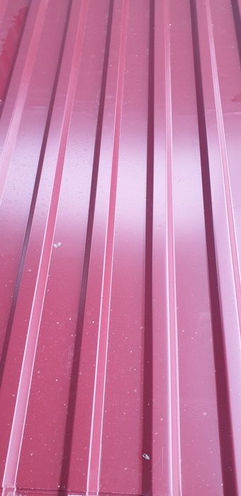 Tabla cutata acoperis si gard