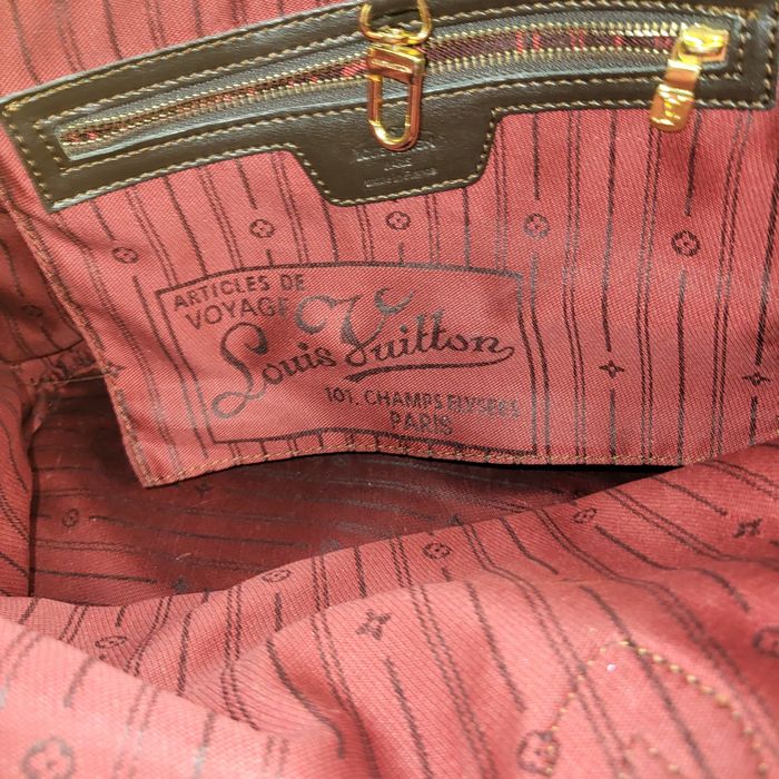 Geanta Louis Vuitton