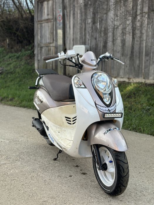 Scuter Sym mio 50cc an 2015 acte Belgia