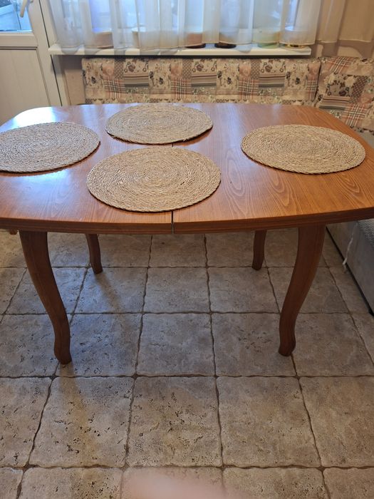 Кухненска.  маса-разтегателна