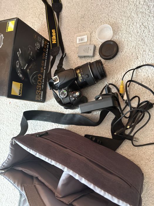 Nikon D330 18-55 VR