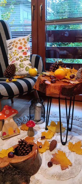 Дизайнерска холна  масичка от букова дървесина