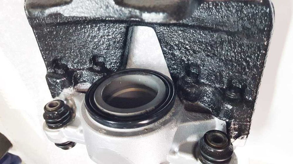 Vand etrier fata dreapta Audi A6