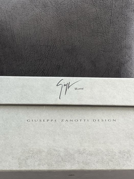 Giuseppe Zanotti обувки номер 42,5
