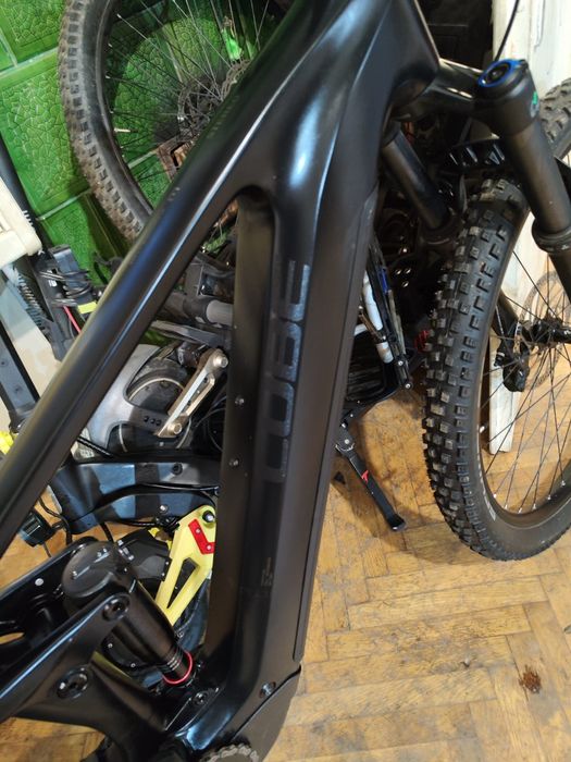 Cube full electrica  one44 800w smart 353 km