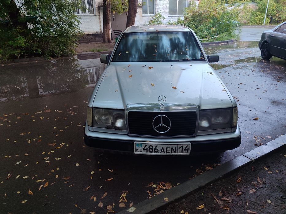 Продам Мерседес Е200