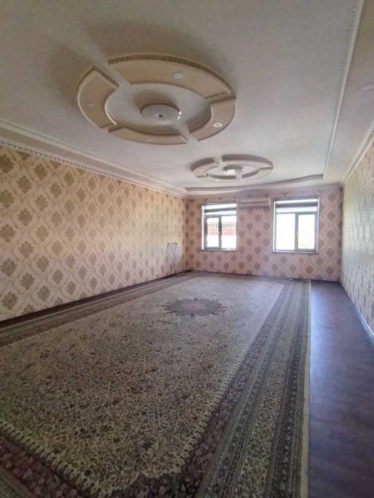 Продается 4х комнатная квартира на Шарк1 базарчик 127 м2Цена 60000 у.е