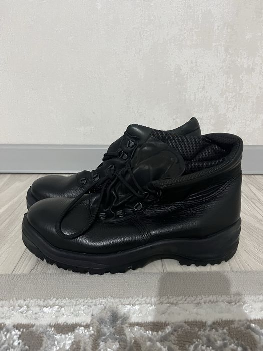 Спецобувь. Рабочие ботинки.