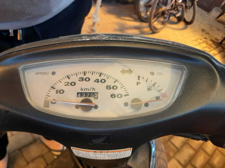 Мопед Honda Dio.