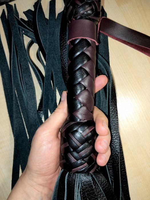 Продам плетку многохвостку