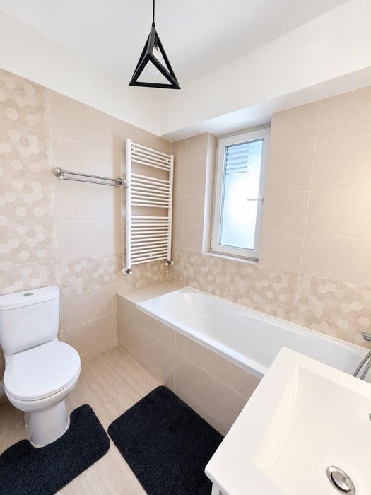 Apartament 3 camere bloc nou tip vila Pacurari Alpha Bank / Lukoil