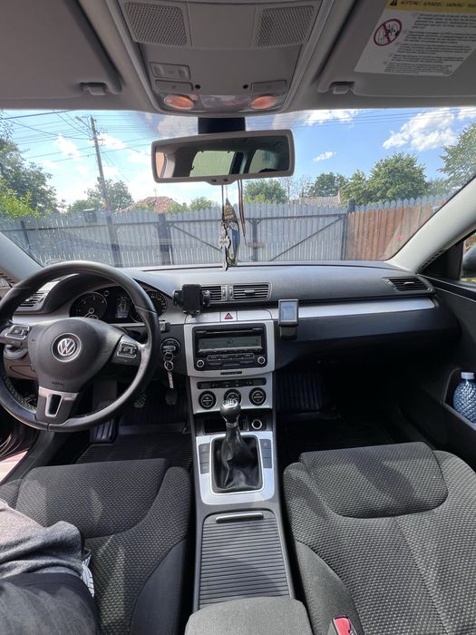VOLKSWAGEN Passat 2010 — imagine 5