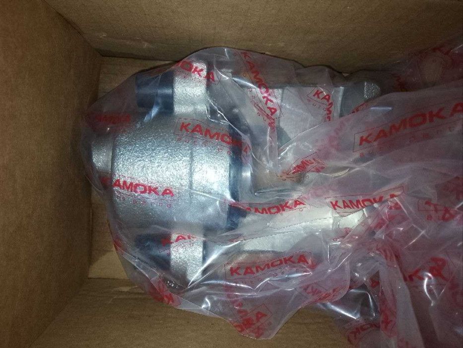 Предни спирачни апарати и накладки