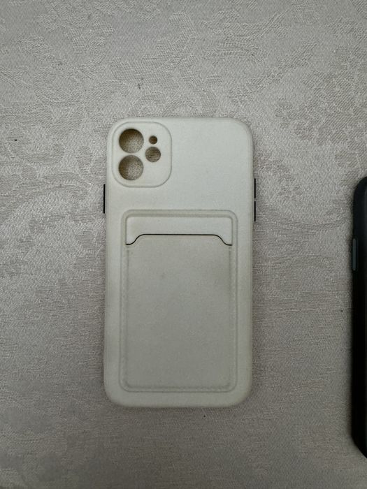 Чехлы на iPhone 11. за 3 шт - 500 тенге