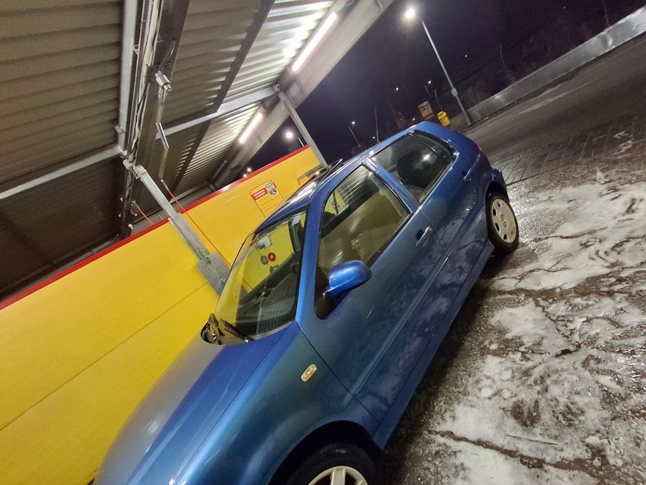 Vând  Polo  650 eur