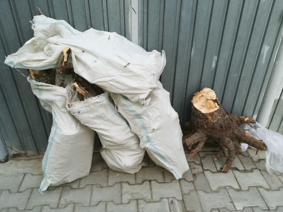 Дрова дерева груши