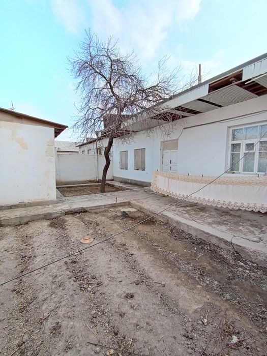 Ховли жой сотилади 450 кв