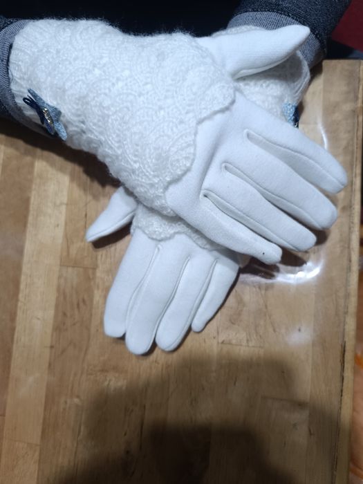 Перчатки женские