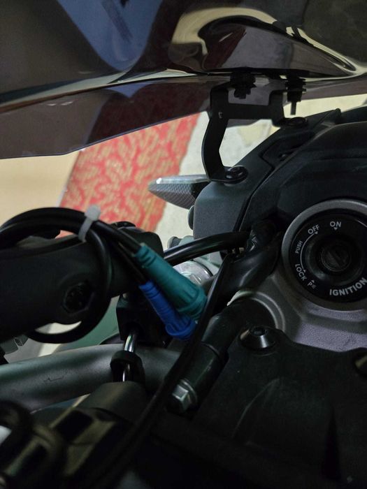 Sistem Navigatie Moto (Car Play, Android Auto, GPS)