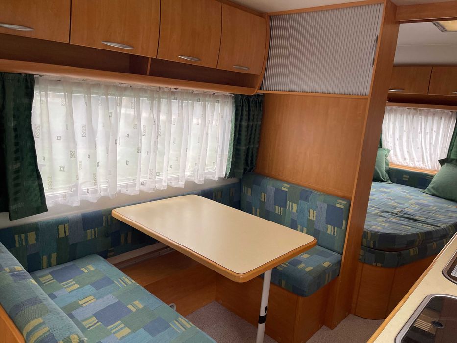 Продавам  каравана нов внос с възможност за преспиване на 6 човека