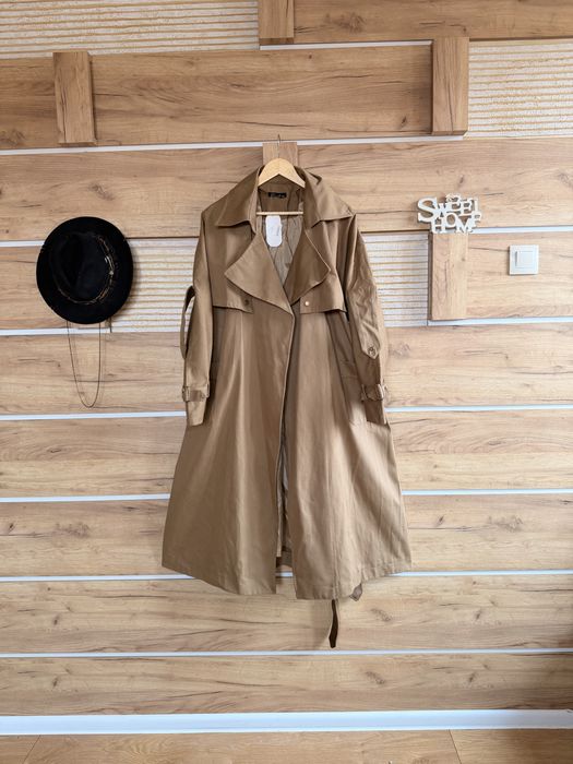 Разкошен суперактуален oversize пролетен тренч