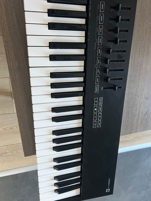 Novation Launchkey 61