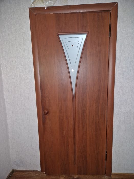 Продам межкомнатные двери 4 вида