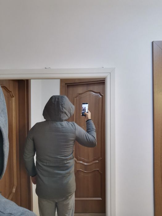Vând Haină / Geacă iarnă Vero Moda, nouă, lungă, culoare gri