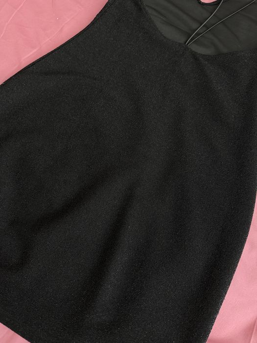 Секси черна рокля