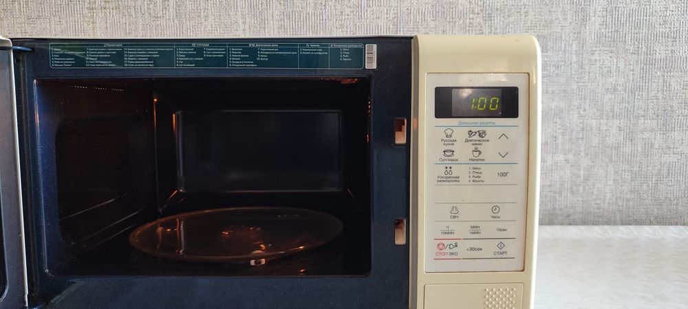 Продаю микроволновку рабочем состоянии