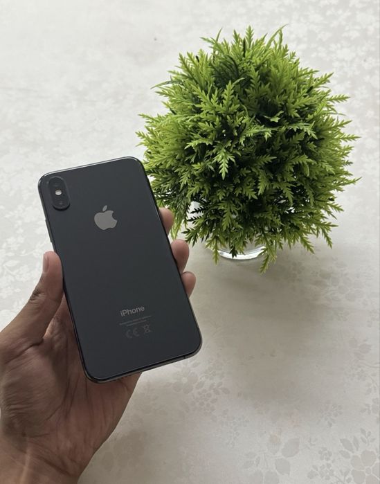 Телефон iPhone Xs 64gb