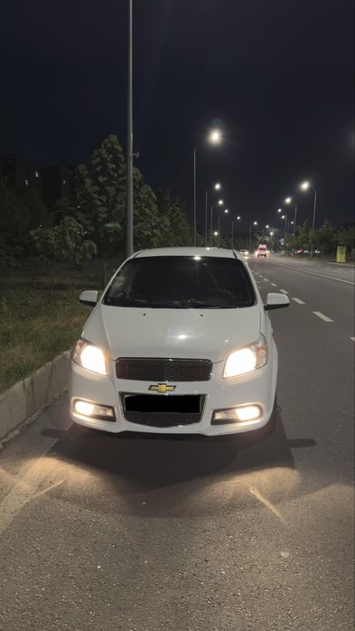 Срочно нексия 3 4 позиция автомат сотилади!