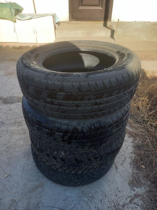 Продаётся зимняя покрышка