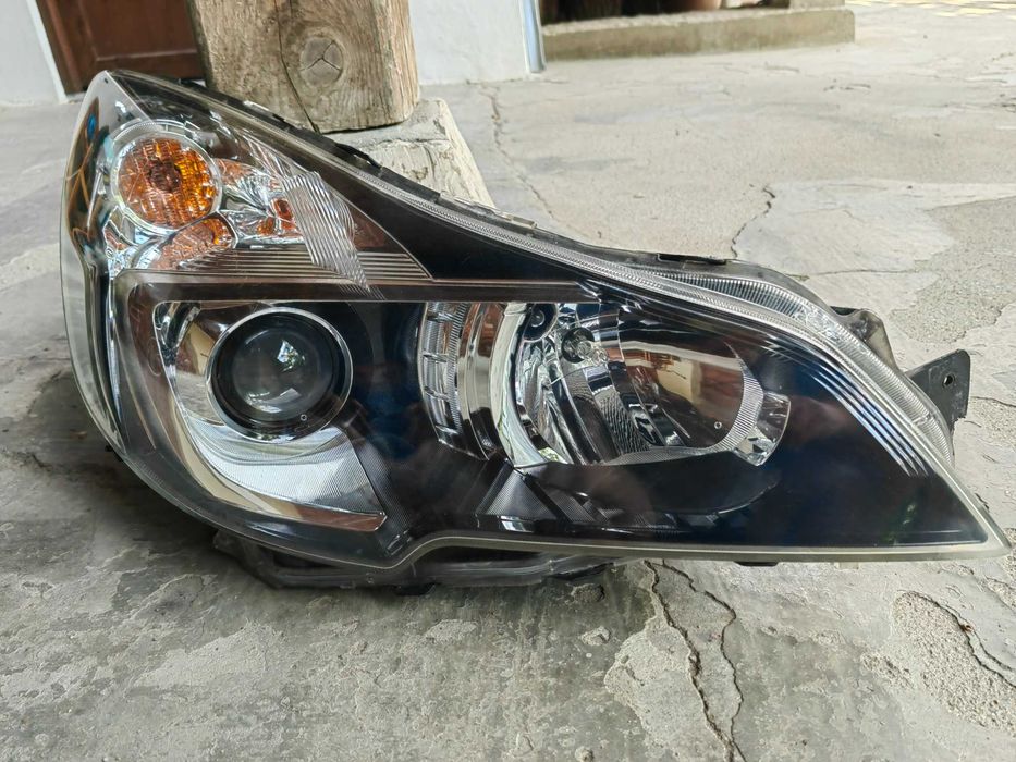 Фар Subaru Outback десен черен Фар Subaru Legacy Оригинален