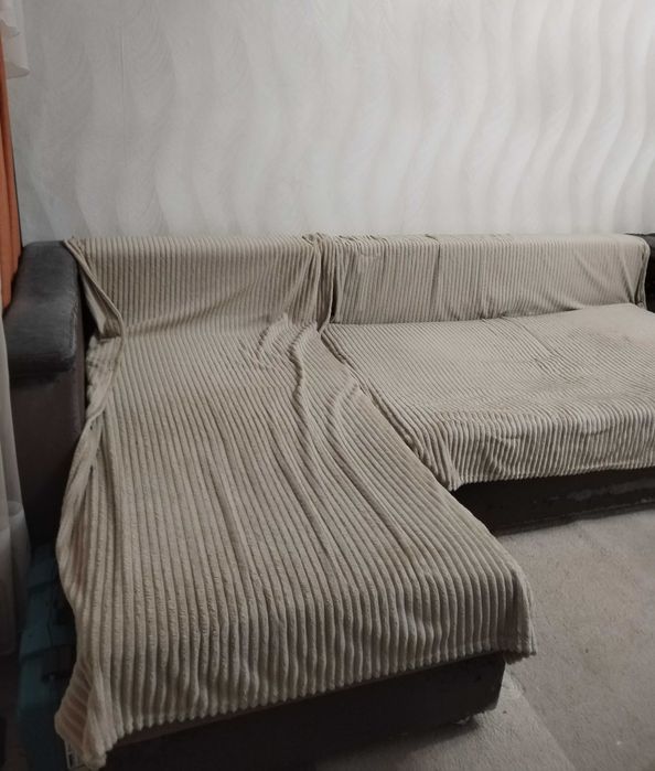 Продам диван угловой
