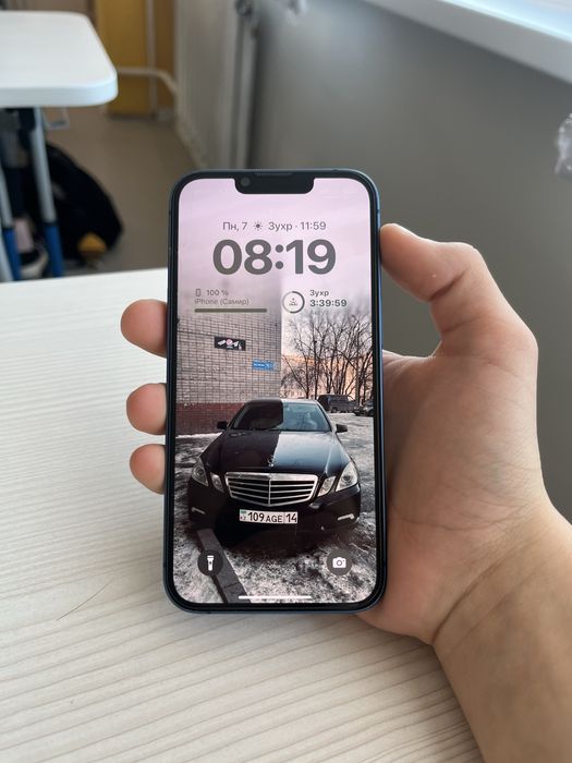 iPhone 13 в хорошем состоянии