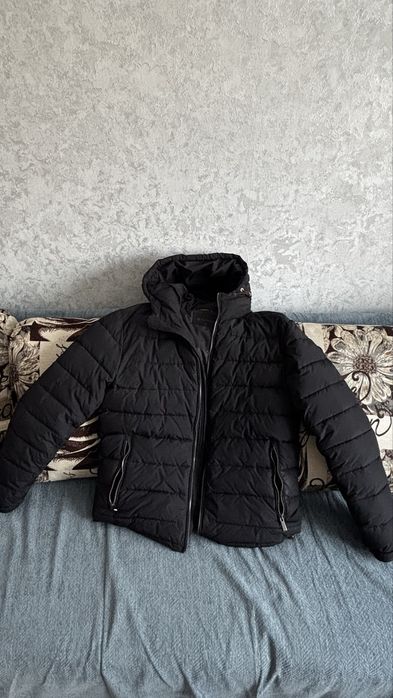 Продам куртку Masculino