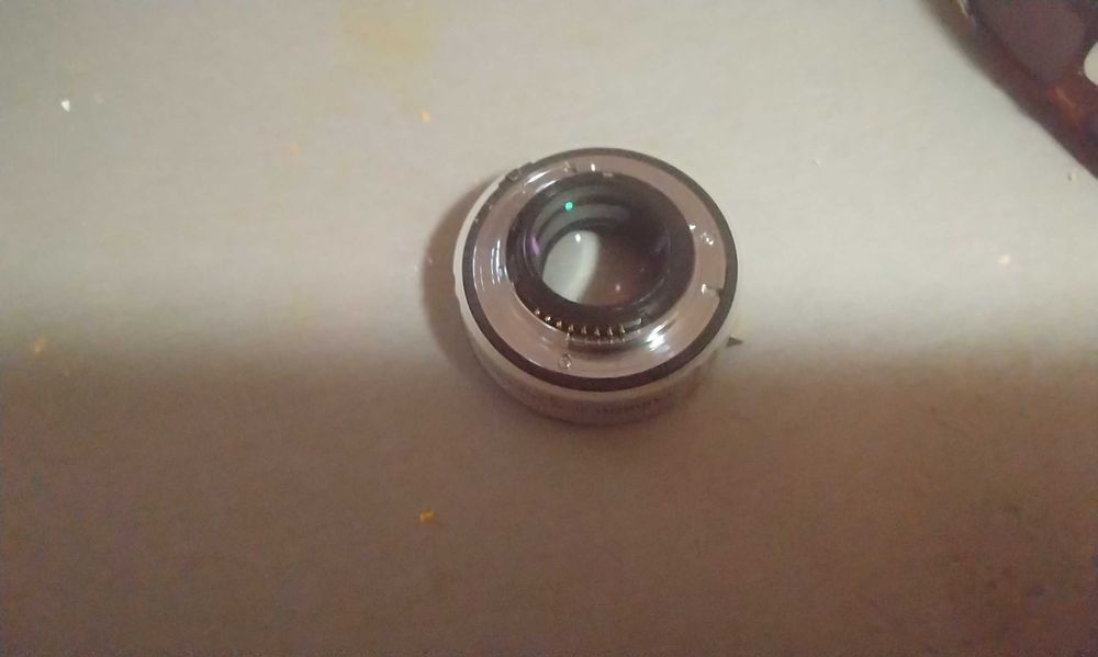 Teleconvertor tamron 1,4x montura nikon