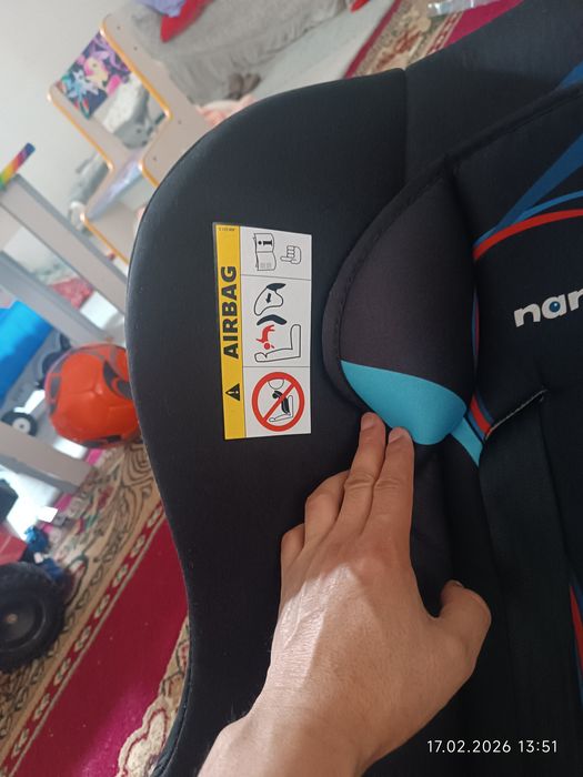 Автокресло продам