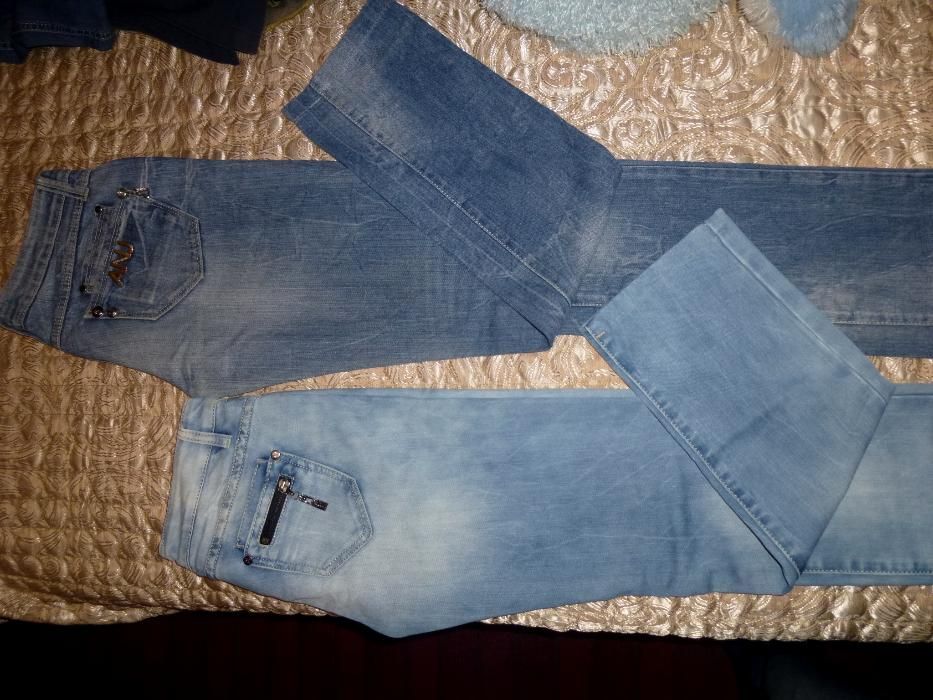 Джинсы