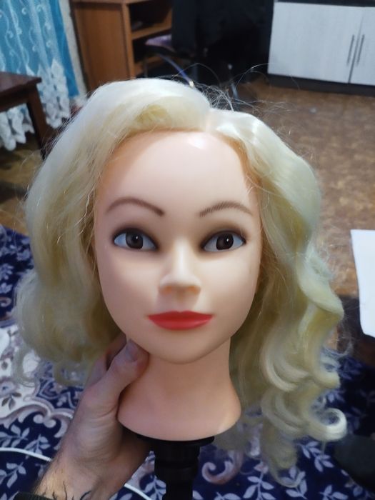 Манекен для стрижки (болванка)