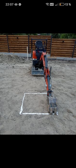 Execut lucrări cu miniexcavator și lucrări de canalizare!!