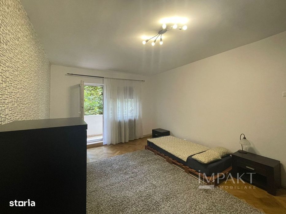 Apartament 3 camere decomandate ,  zona Titulescu!
