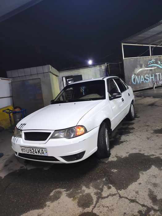 Nexia 2 Dons 1.6 sotiladi