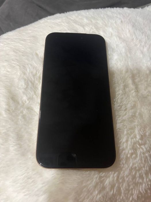 Продам iphone 16 pro max