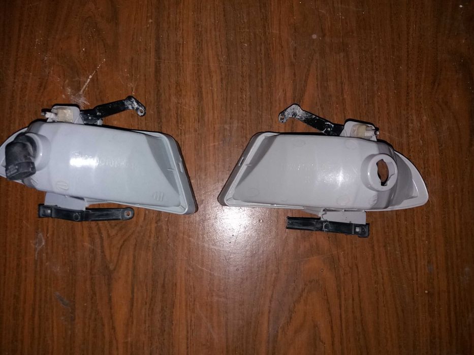 Продам противотуманки